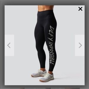 Born Primitive defy impossible booty scrunch leggings black women's size‎ small